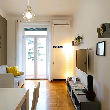 Vittoria Apartment Rom