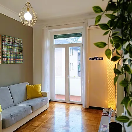 Vittoria Apartment Rom